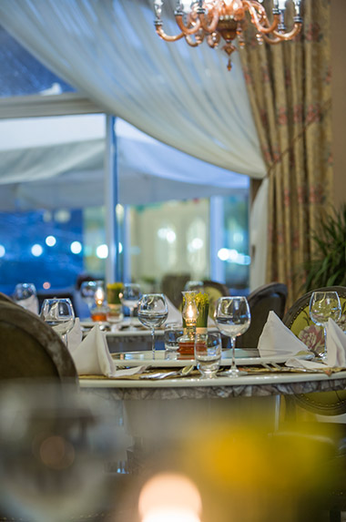 Restoranlar & Barlar